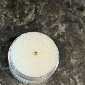 Yellow Gold bead Threadless end